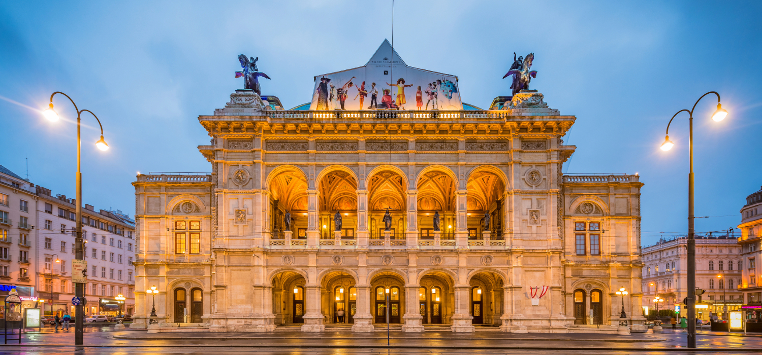 Vienna Opera House Street view of Vienna Opera House at night